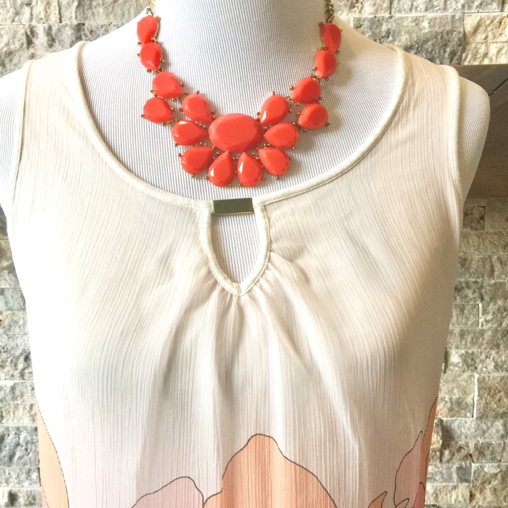 New York & CO Floral Top - Picture 2 of 8